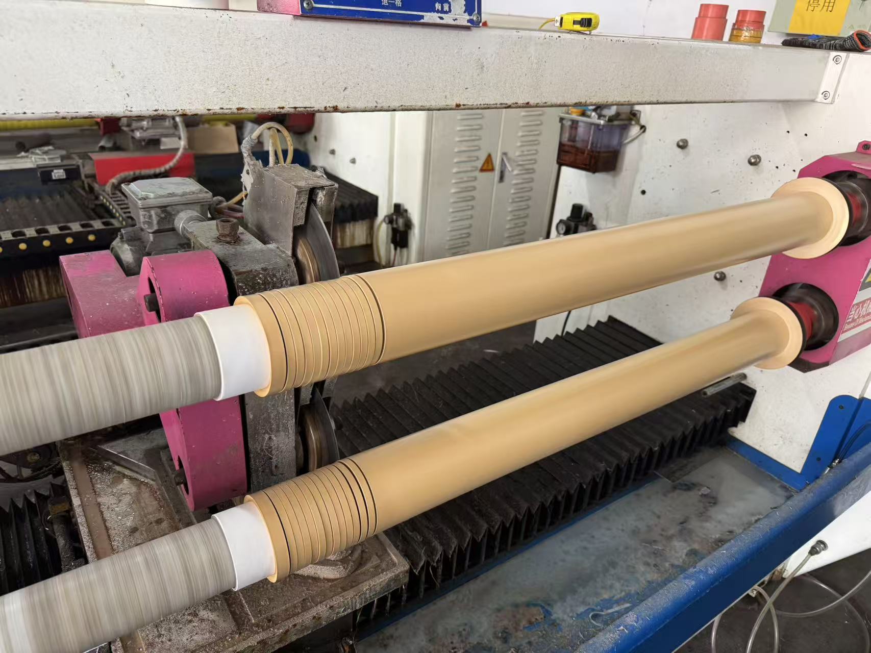 Råmaterialevolatilitet former nye mønstre for industriell selvklebende tapeproduksjon